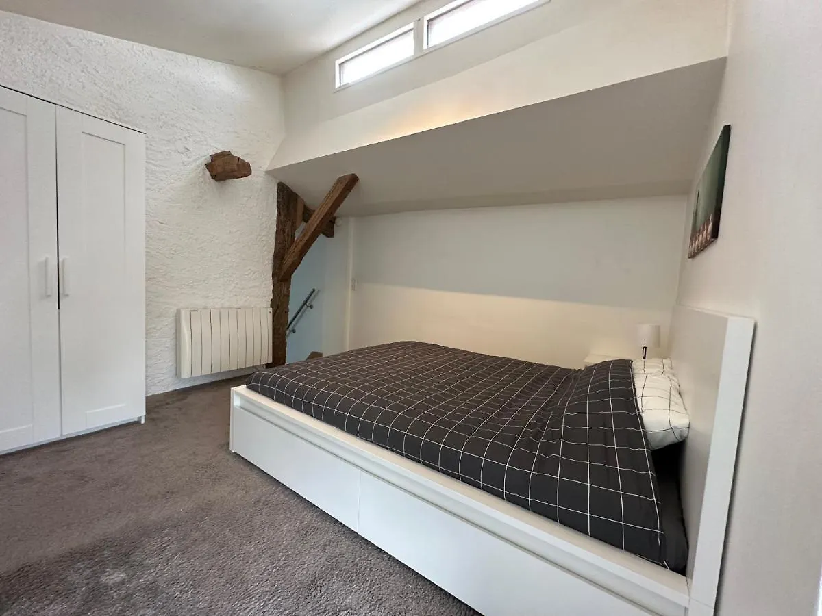 T4 Cosy Dans Ferme Renovee A 2 Minutes De Geneve Villa Collonges-sous-Saleve 0*,  France